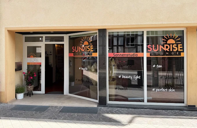 Sunrise Lounge Warburg – Ladenfront, Hauptstraße 36